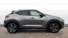 Nissan Juke 1.0 DiG-T N-Connecta 5dr DCT Petrol Hatchback